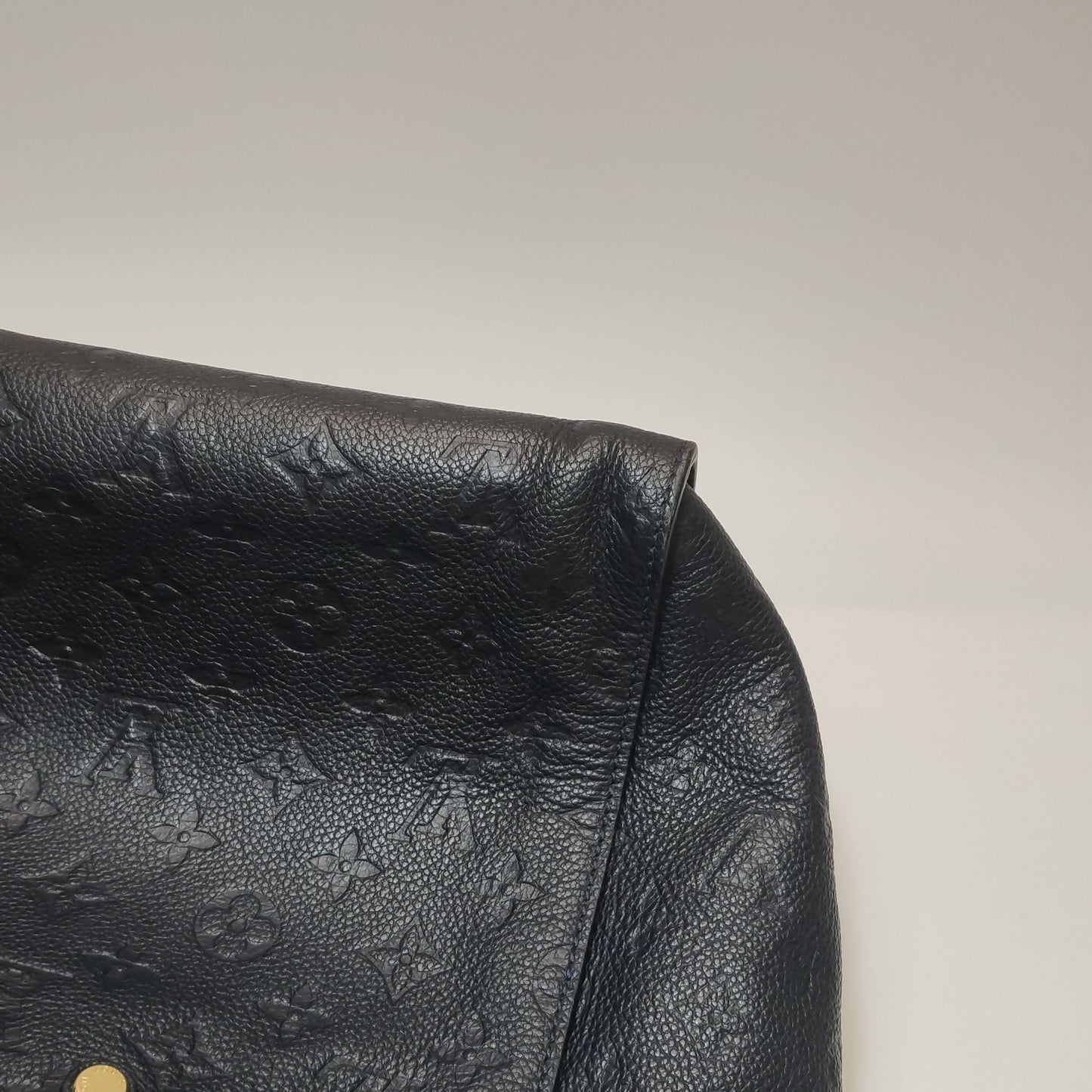 Preloved GLM-Lumineuse Small Leather Monogram Zip Pocket Shoulder Bag 250602781219548