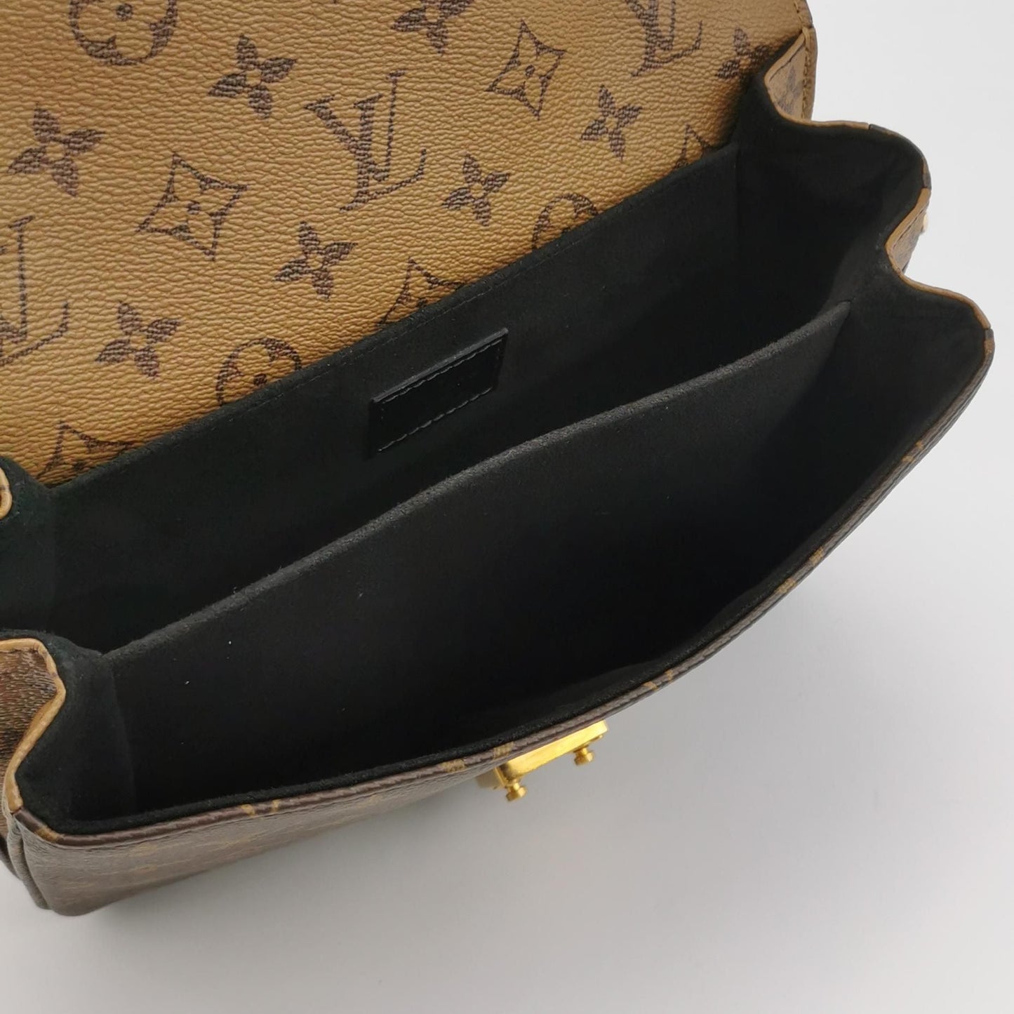 Preloved GLM-Pochette Metis Medium Monogram Canvas S-lock Messenger Bag Microchip Version 250602781218763