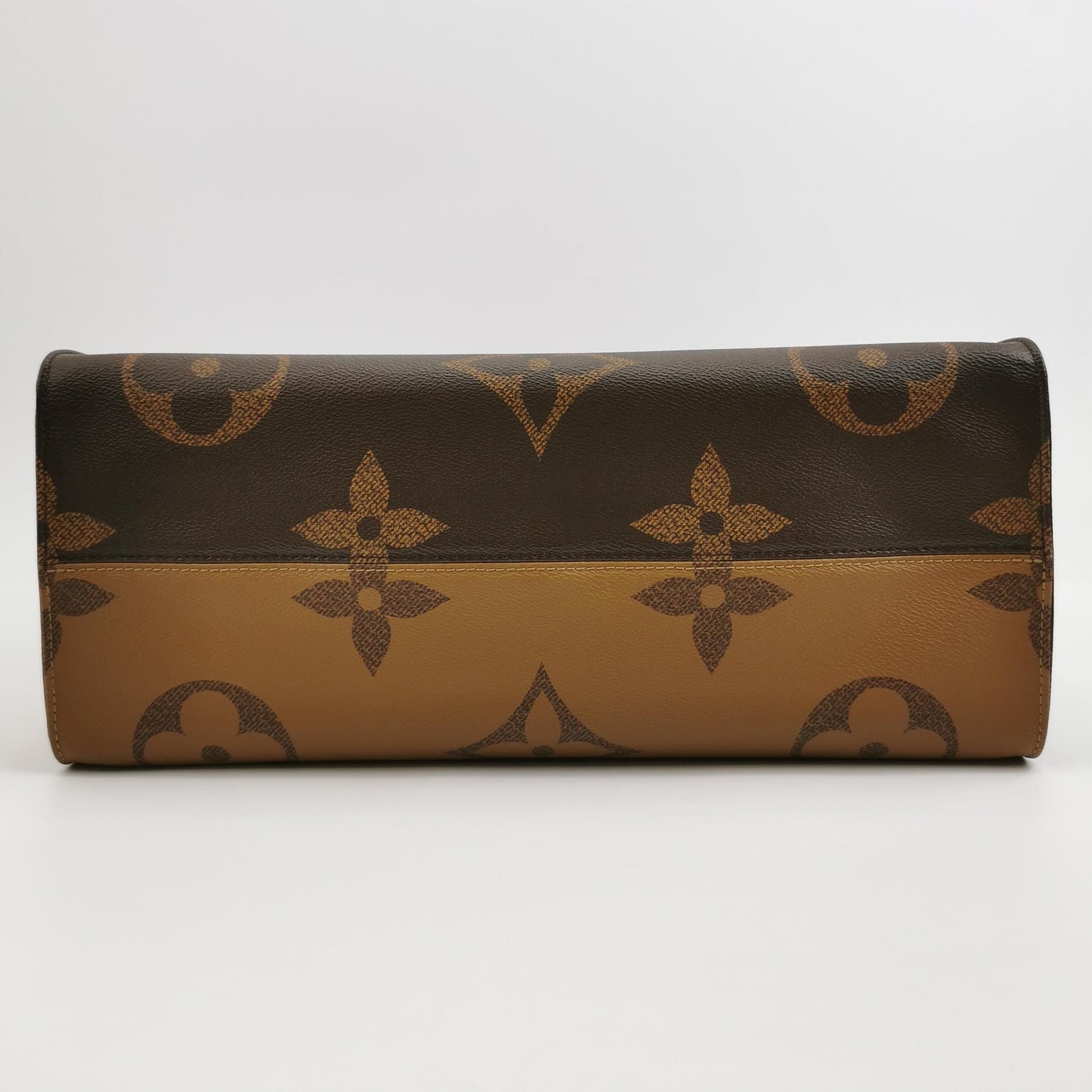 Preloved GLM-Onthego Giant Monogram Tote Shoulder Bag 250602781218939