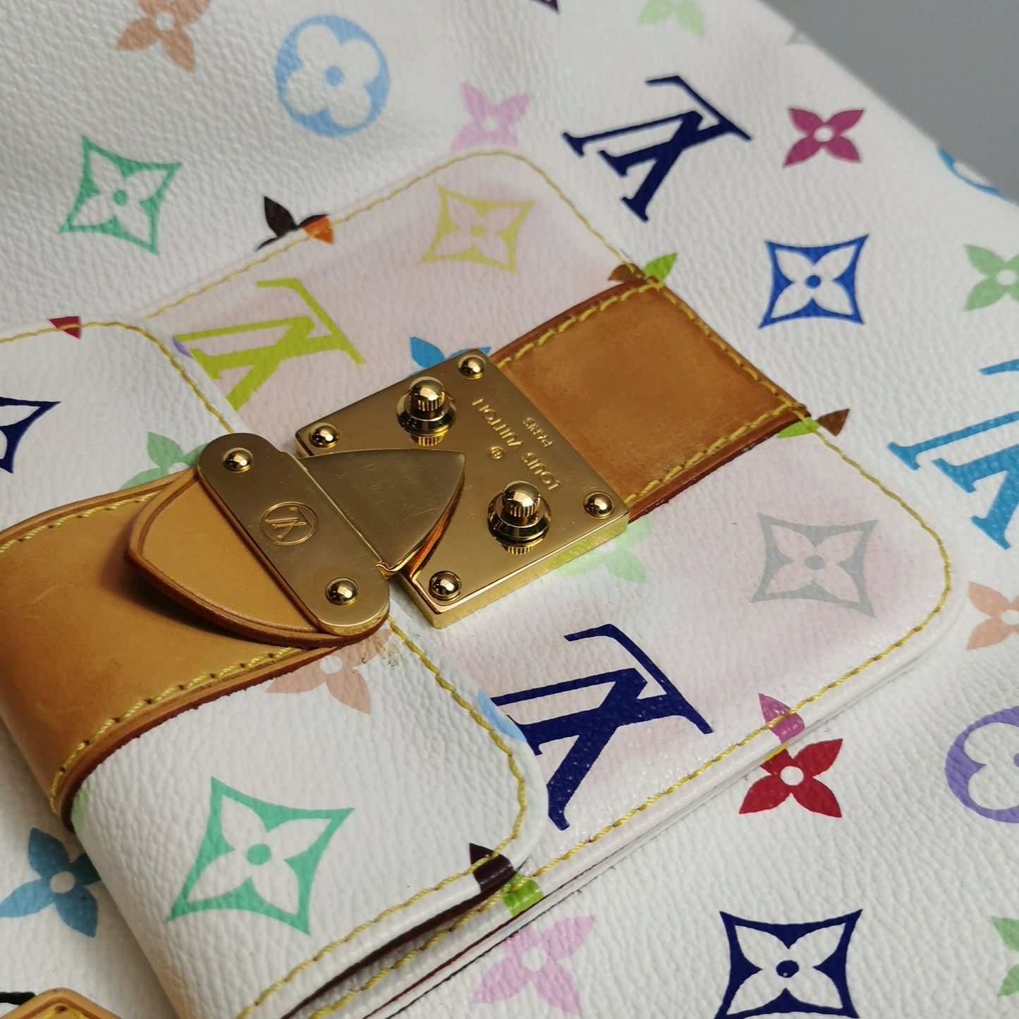 Preloved GLM-Speedy 30 White Multicolor Boston Bag 250528781211920