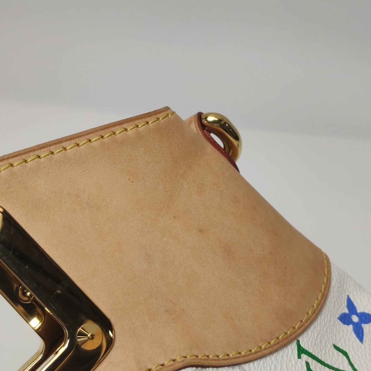 Preloved GLM-Judy Small White Multicolor Leather Shoulder Bag 250522781203290
