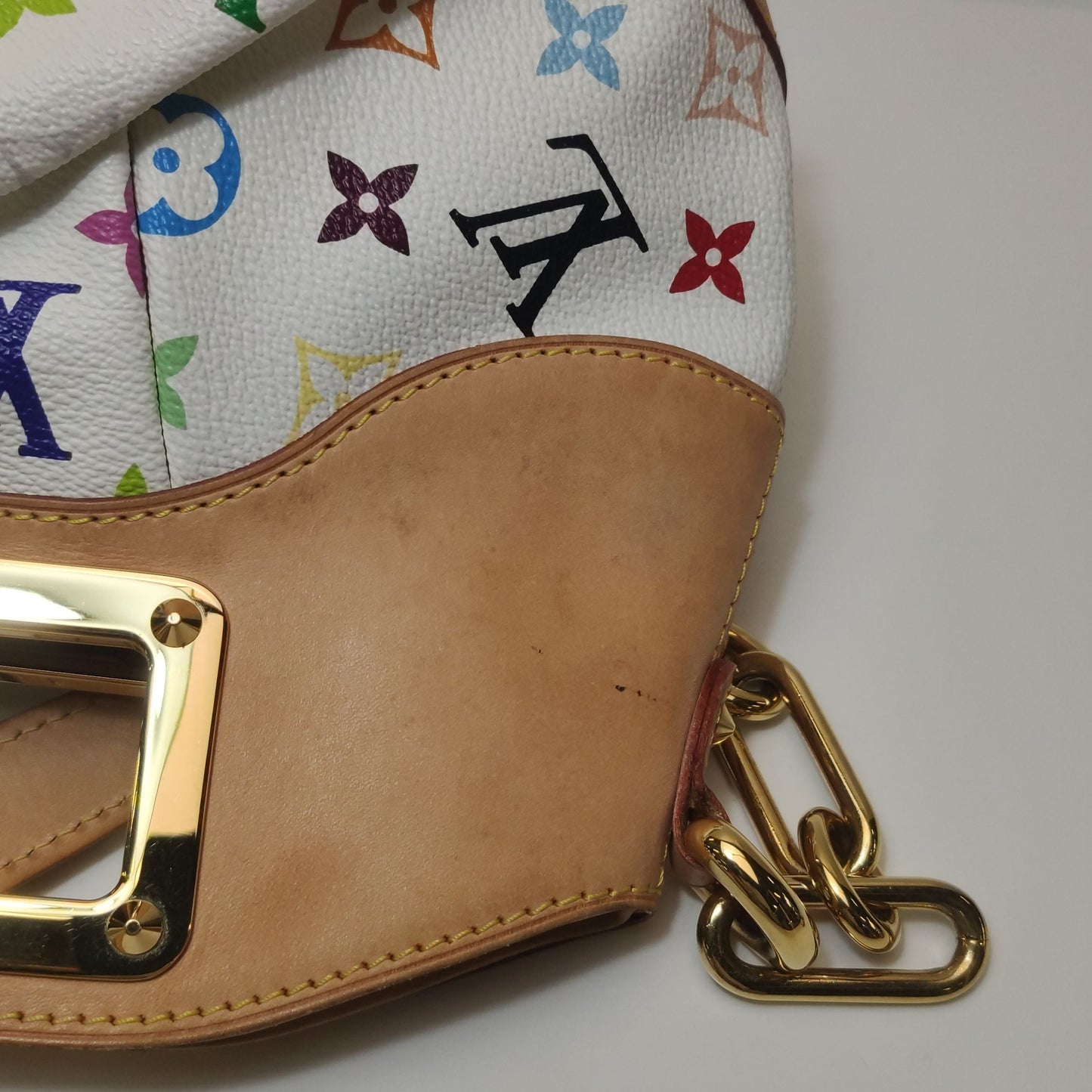 Preloved GLM-Judy Small White Multicolor Leather Shoulder Bag 250522781203290