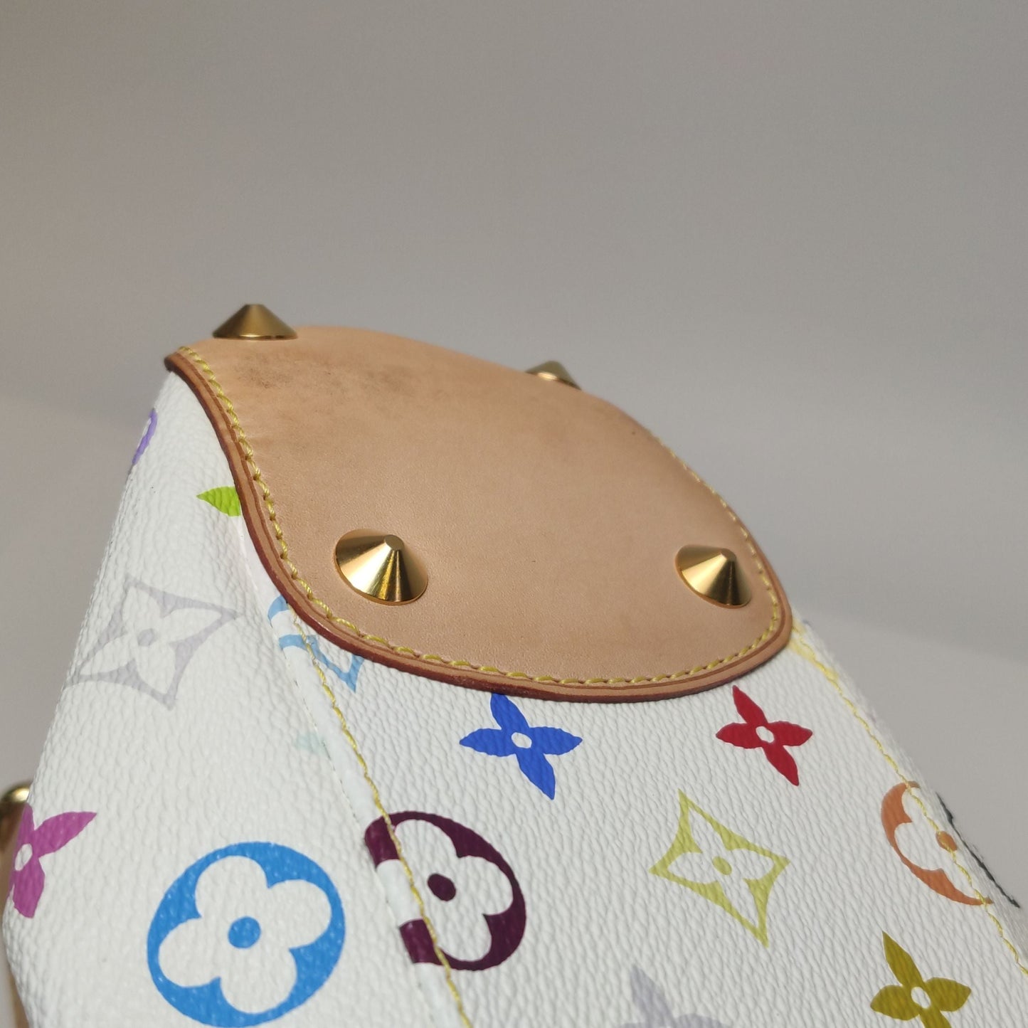 Preloved GLM-Judy Small White Multicolor Leather Shoulder Bag 250522781203290