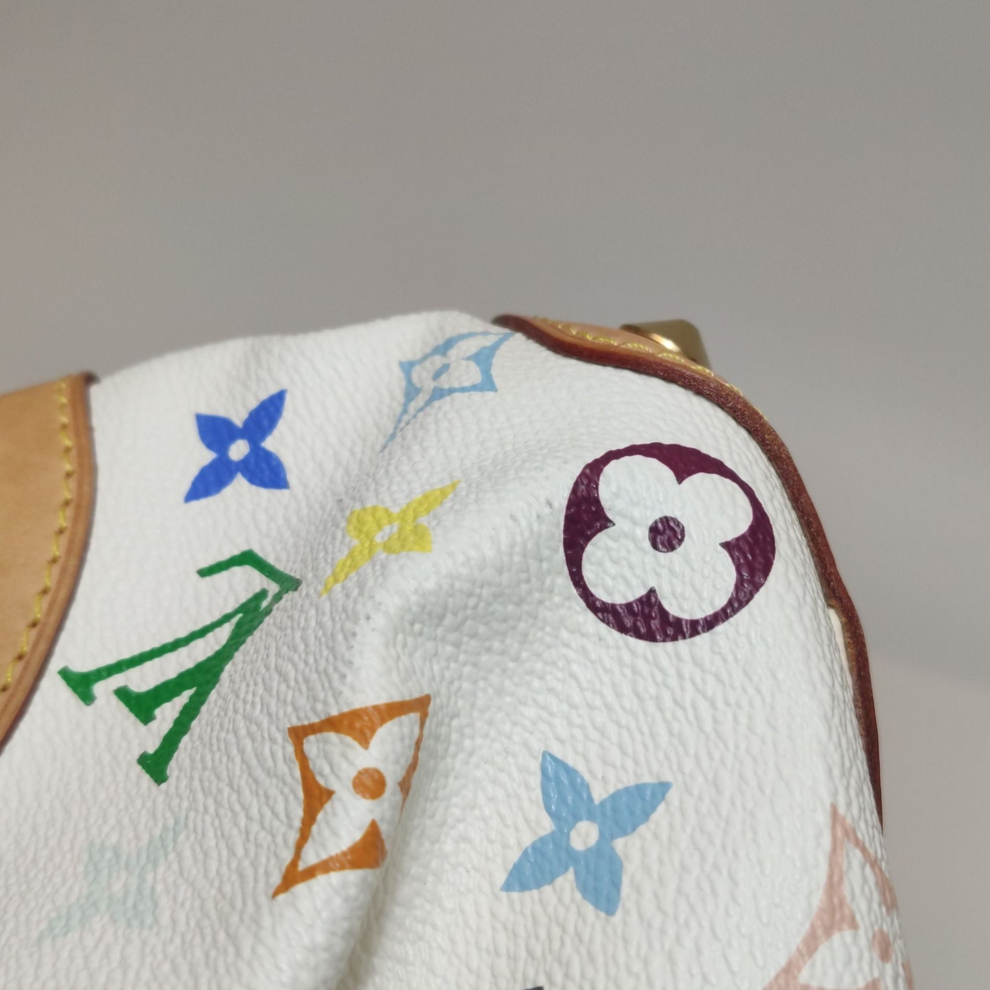 Preloved GLM-Judy Small White Multicolor Leather Shoulder Bag 250522781203290
