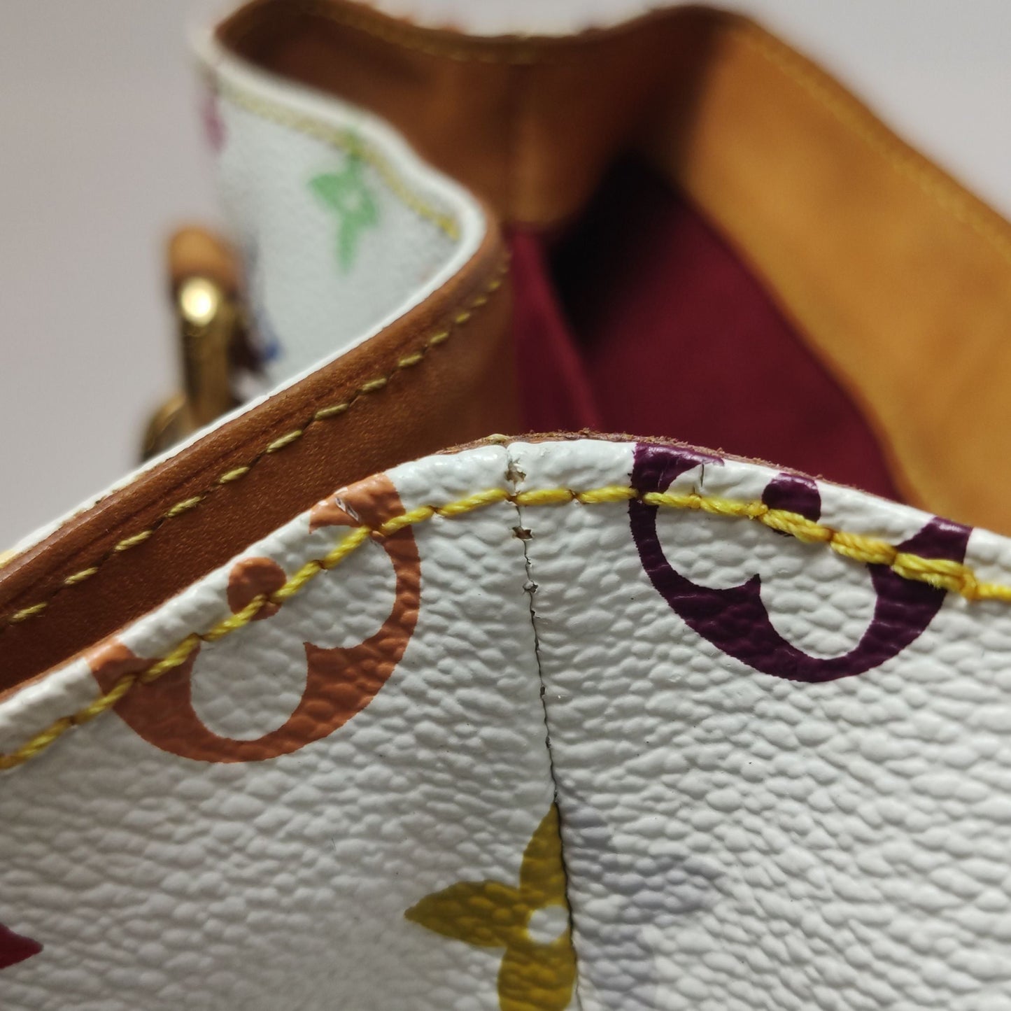 Preloved GLM-Audra Small Tote Bag White Multicolor 250518781197392