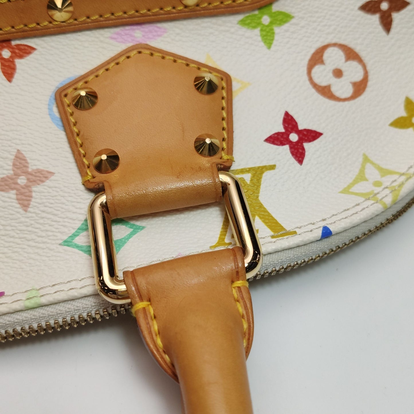 Preloved GLM-Alma Small White Multicolor Handbag 250614781237248
