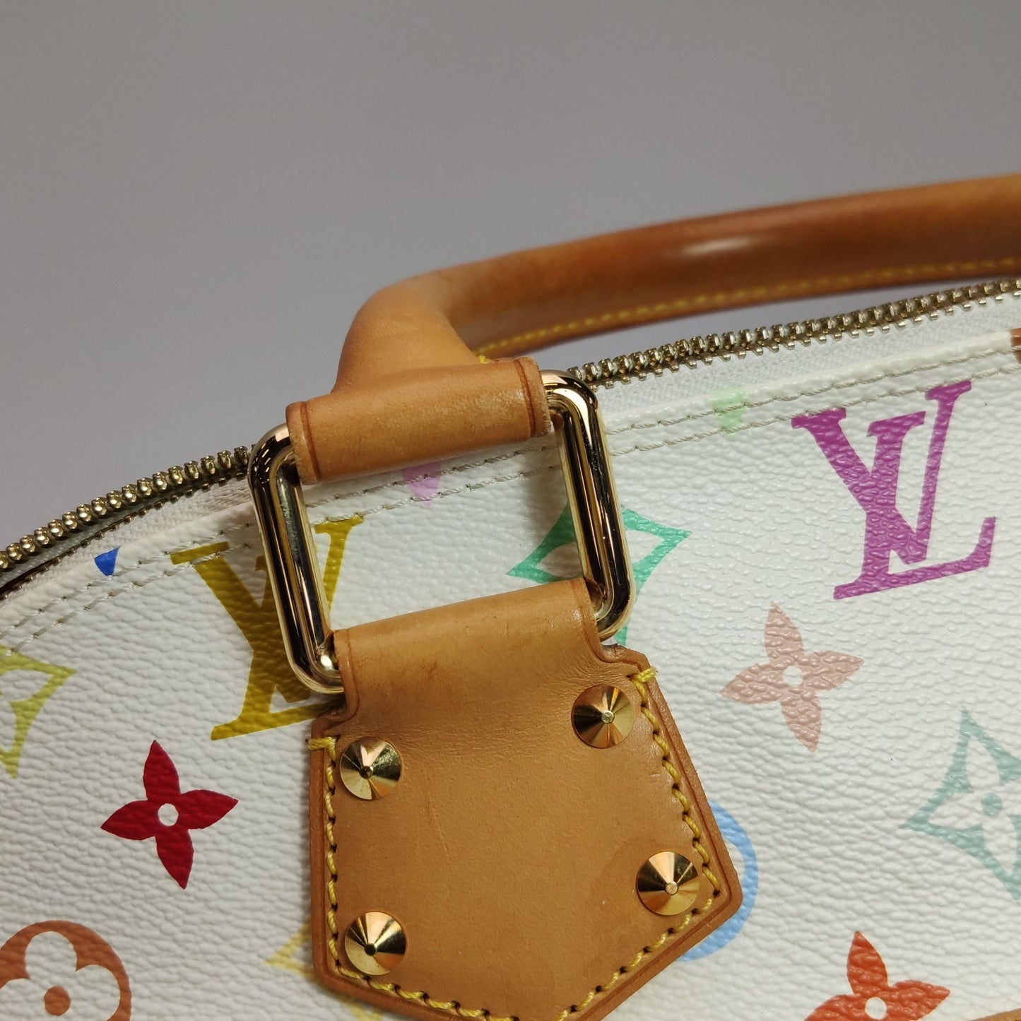Preloved GLM-Alma Small White Multicolor Handbag 250614781237248