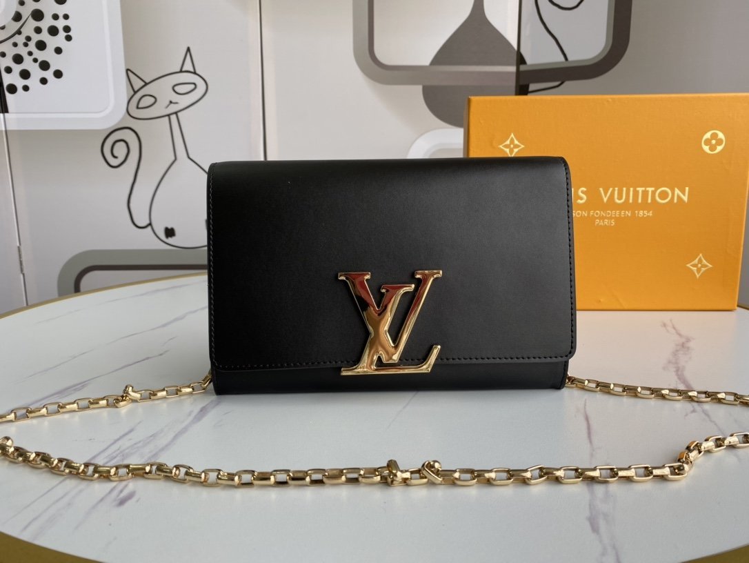 EN - New Arrival Wallet LUV 057