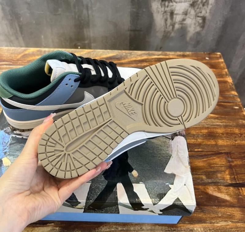 SAMC - NKE Shoes - 235