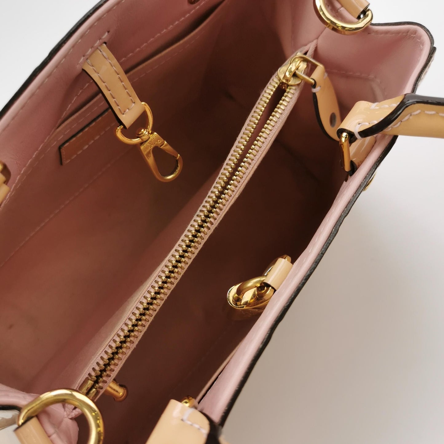 Preloved GLM-Montaigne BB Bag in Patent Leather 077850100667
