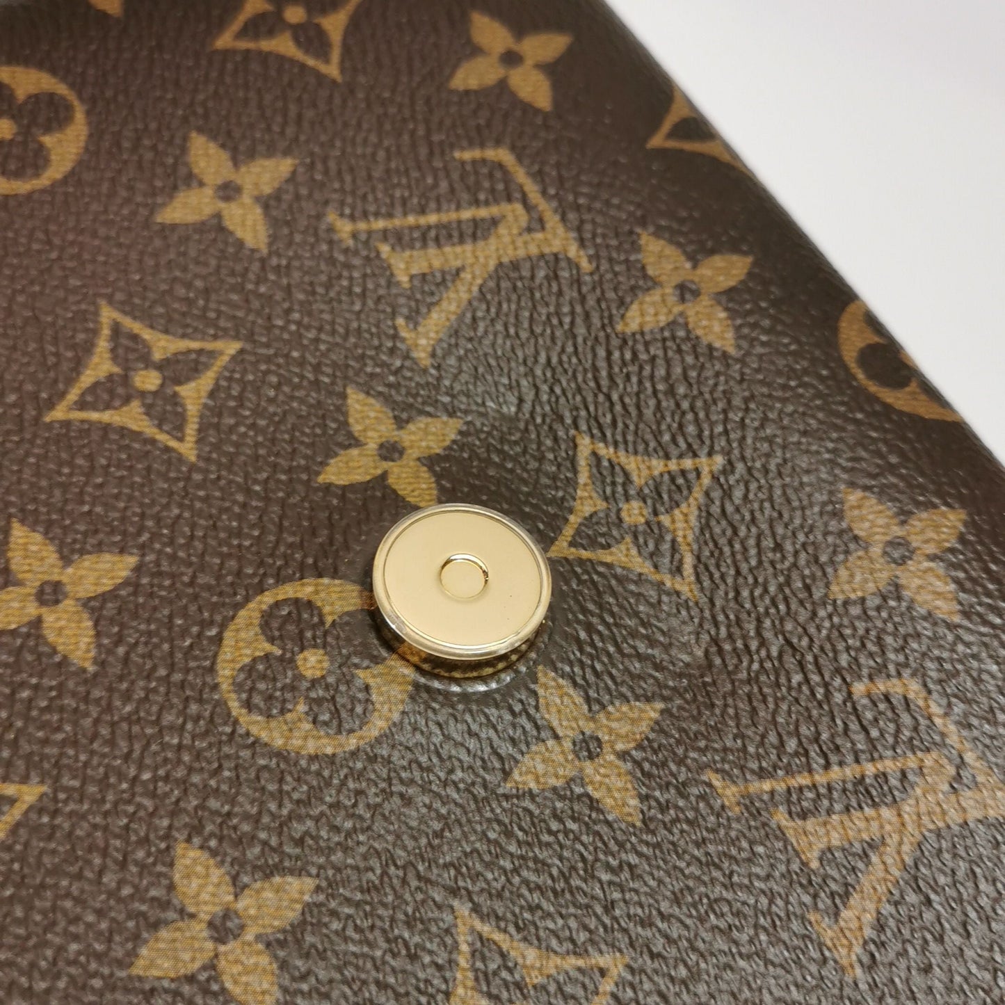 Preloved GLM-Locky BB Monogram Lock Crossbody Bag 250629781257590