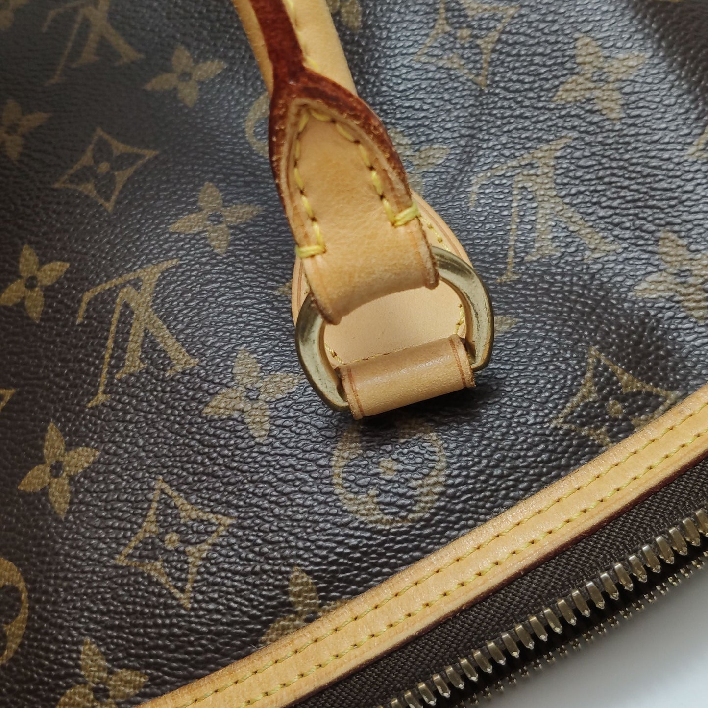 Preloved GLM-Lockit Monogram Print Lock Shell Shoulder Bag 250625781252050