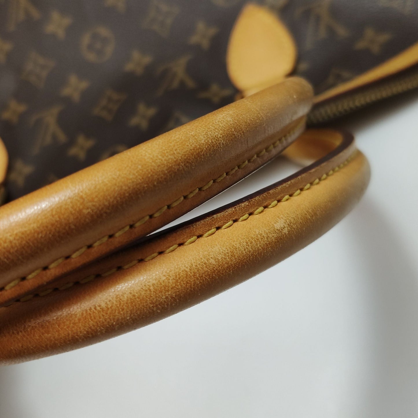 Preloved GLM-Lockit Monogram Print Lock Shell Shoulder Bag 250625781252050