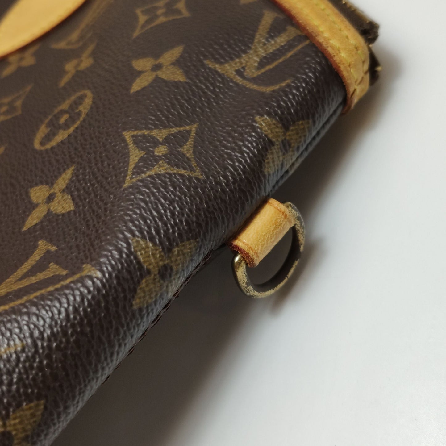 Preloved GLM-Lockit Monogram Print Lock Shell Shoulder Bag 250625781252050