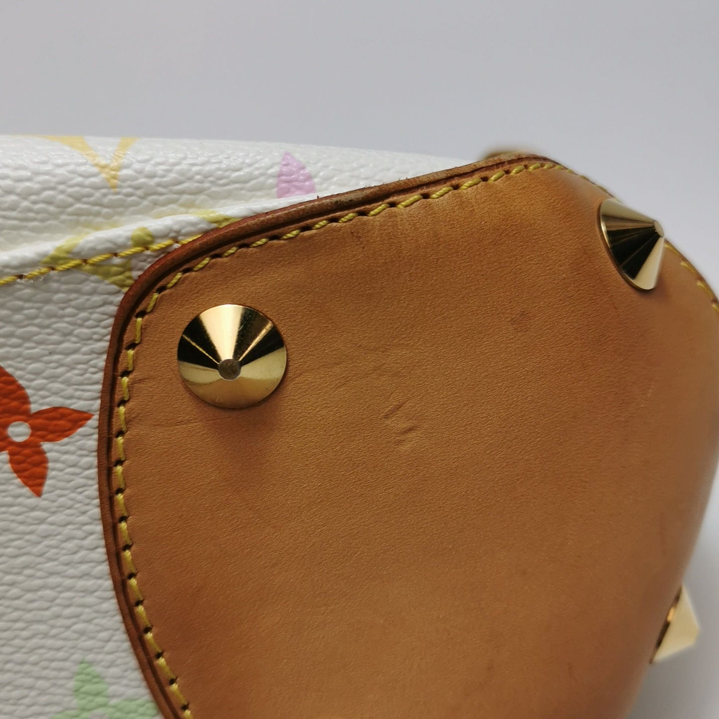 Preloved GLM-Judy Small White Multicolor Leather Shoulder Bag 250623781249831