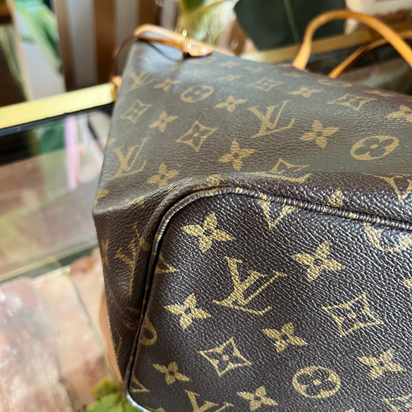 LOUIS VUITTON Neverfull MM Monogram Tote