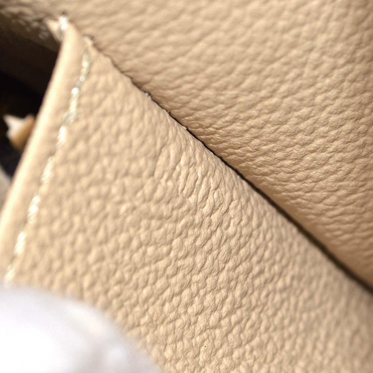 Louis Vuitton 2006 Monogram Pochette Cosmetic Pouch M47515