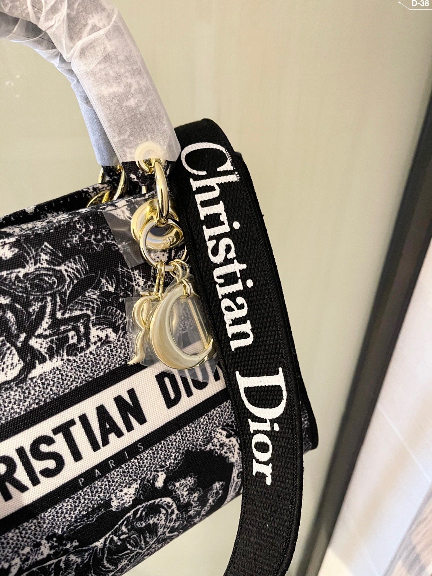 EN - New Arrival Bags DIR 301