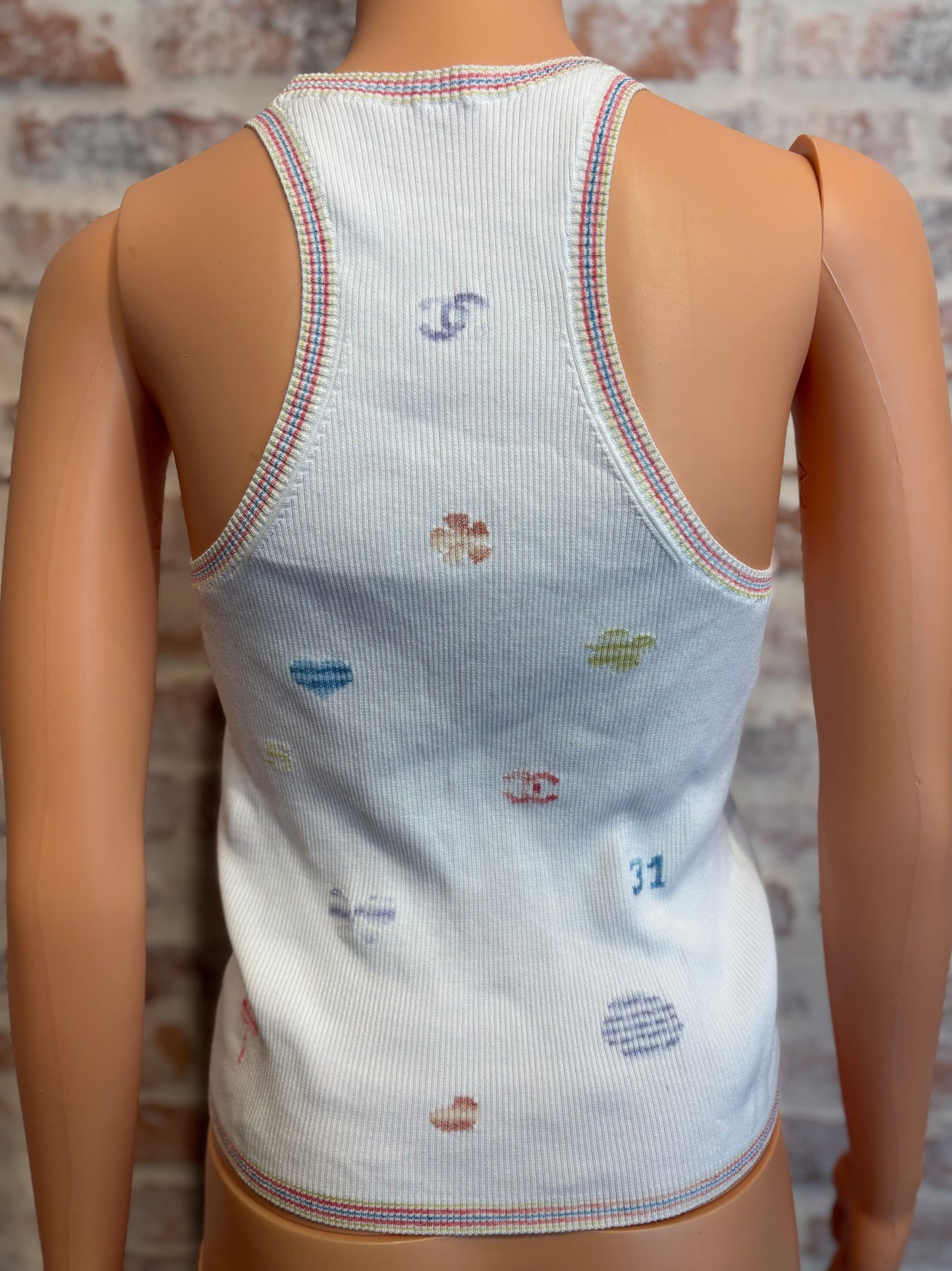 CHANEL White Ribbed Multicolor Clover Tank Top Sz 40(10US)