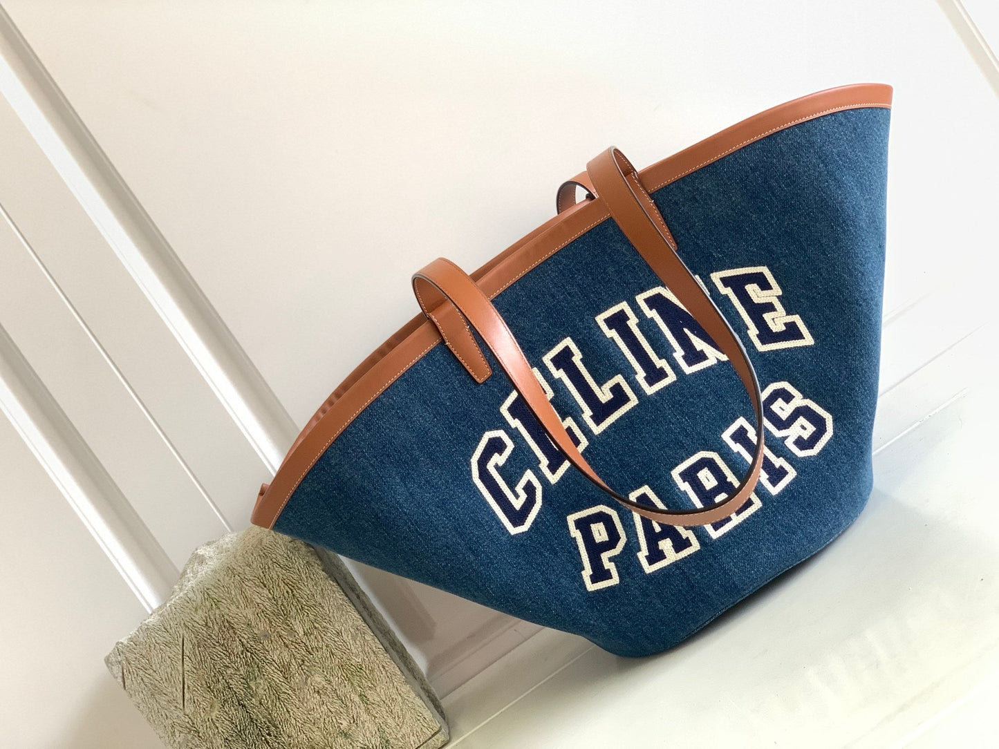 GLAMI Large Couffin In Denim With GLAMI Paris Navy / Tan For Women 26in/67cm 196262EF6.07AT