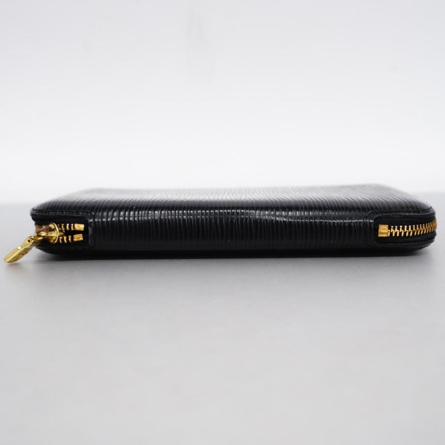 Louis Vuitton Agenda Cover  Leather Wallet  ()