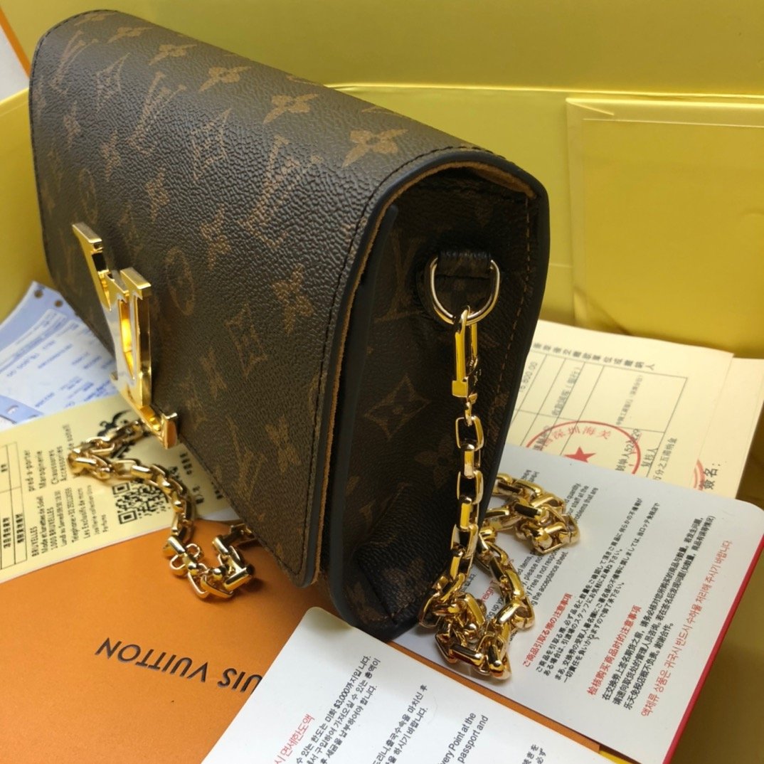 EN - New Arrival Bags LUV 154