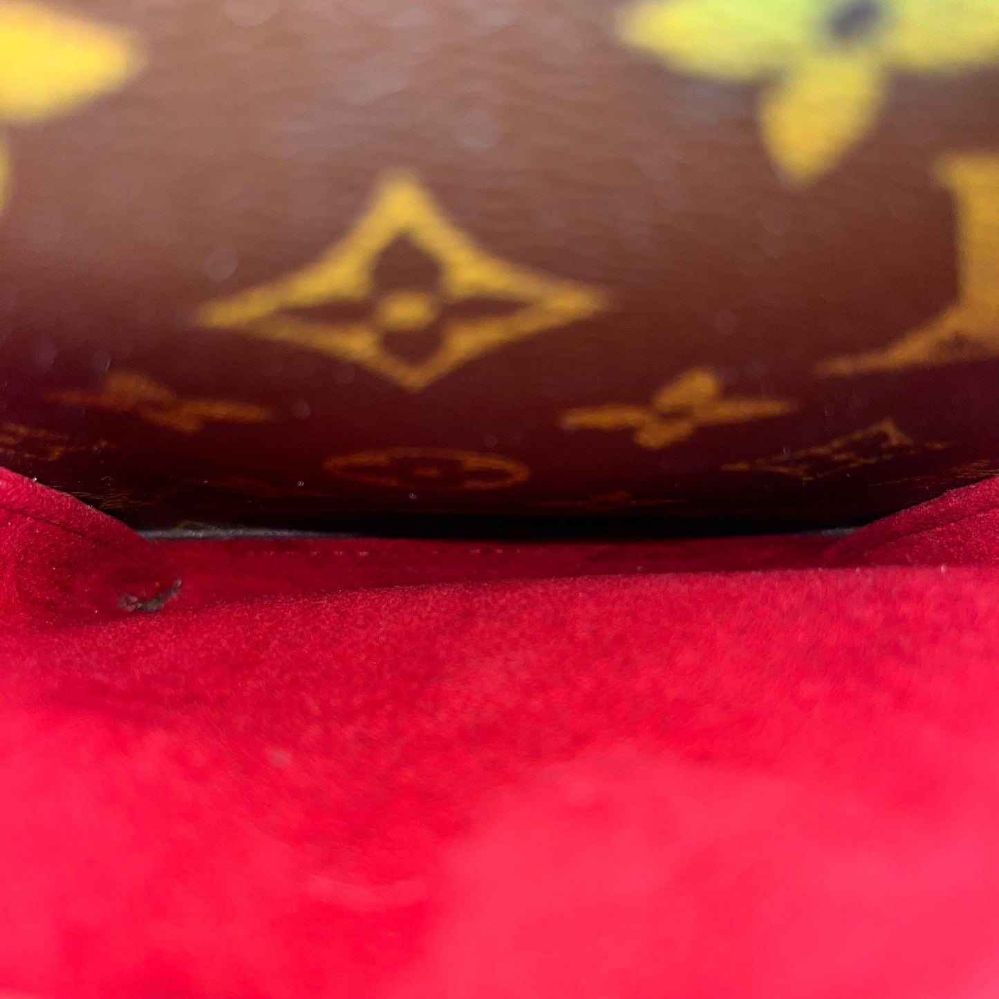 LOUIS VUITTON Viva Cite GM Monogram Canvas Shoulder Bag