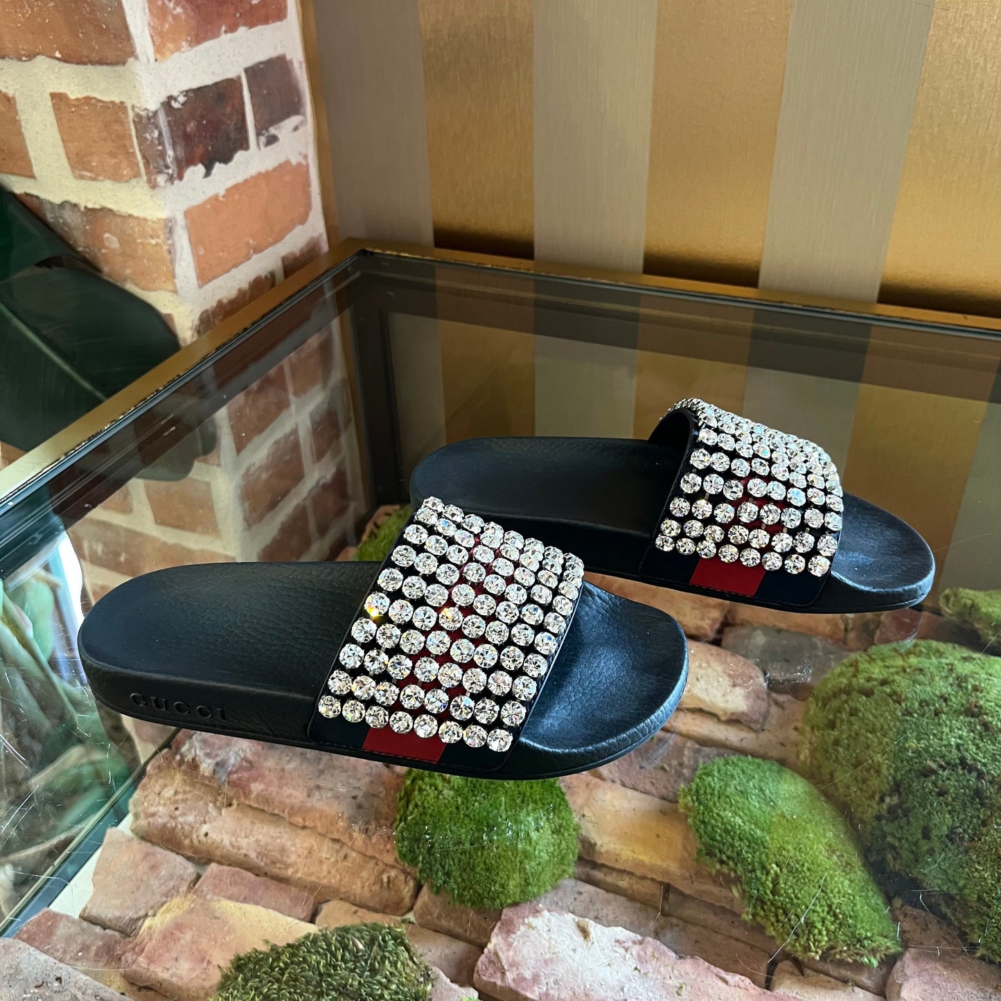 GUCCI Sylvie Web Accent Leather Slides SZ 37