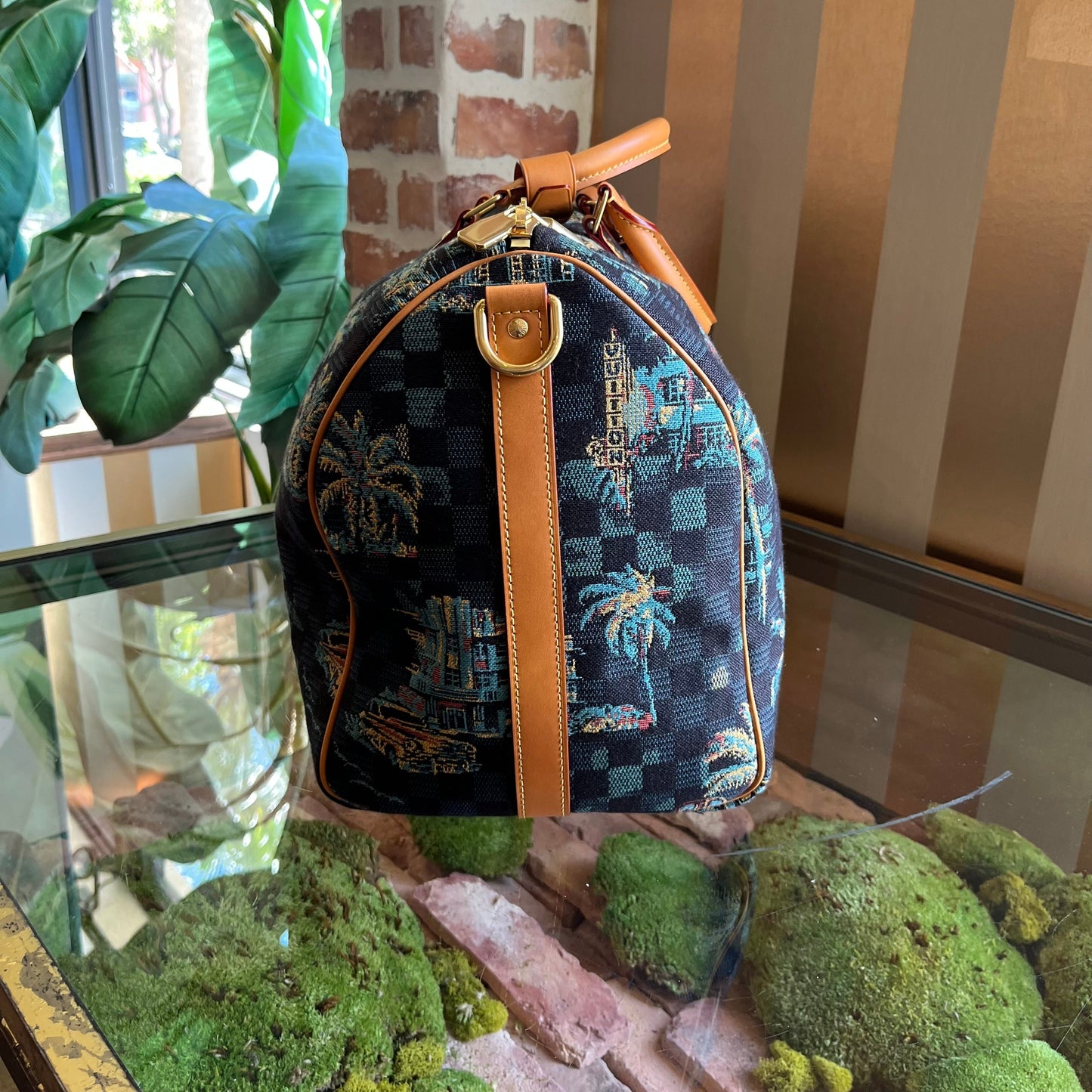 LOUIS VUITTON Miami Keepall Bandouliere ADI1188
