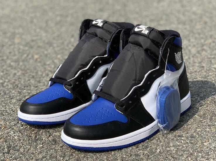 SAMC - NKE Shoes - 1379