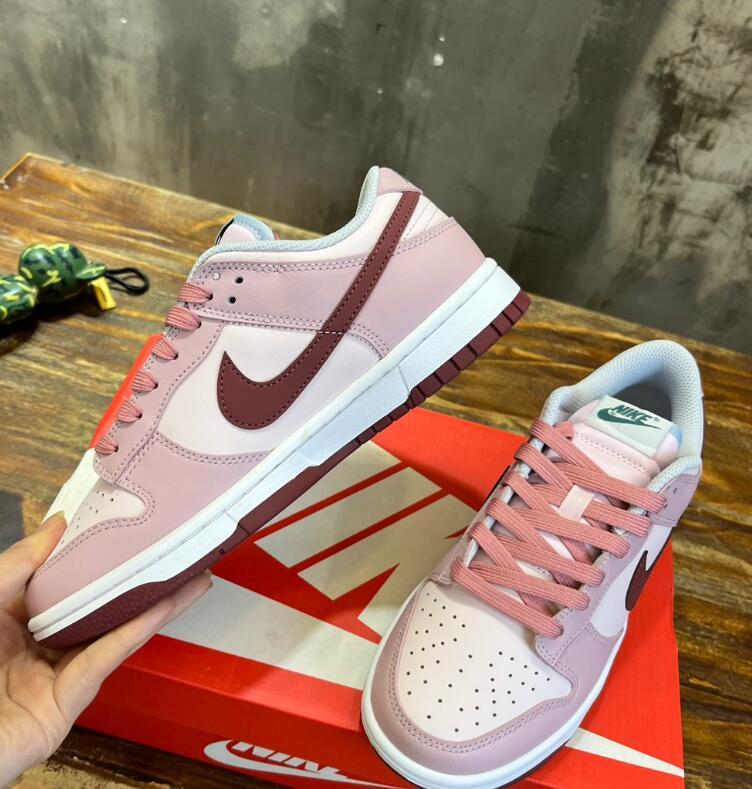 SAMC - NKE Shoes - 241