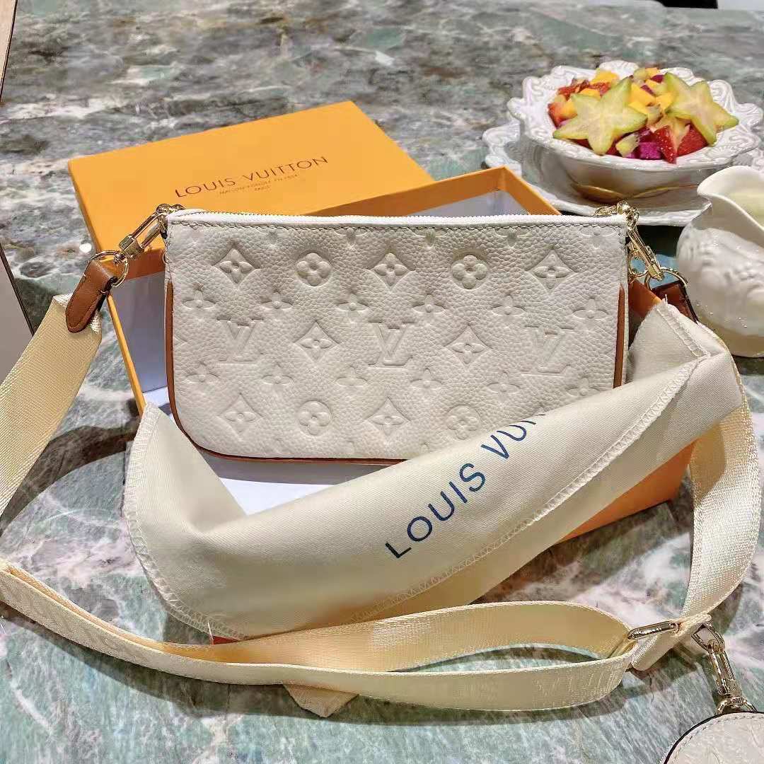 EN - New Arrival Bags LUV 062