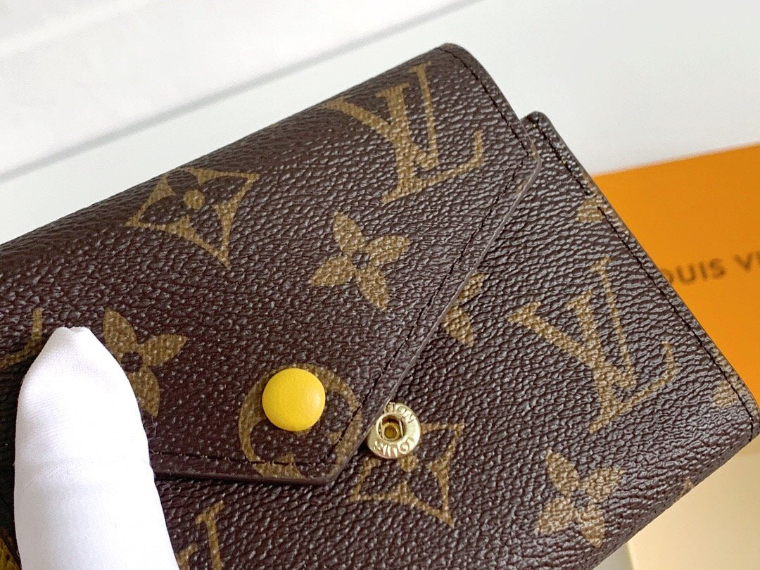 EN - New Arrival Wallet LUV 115