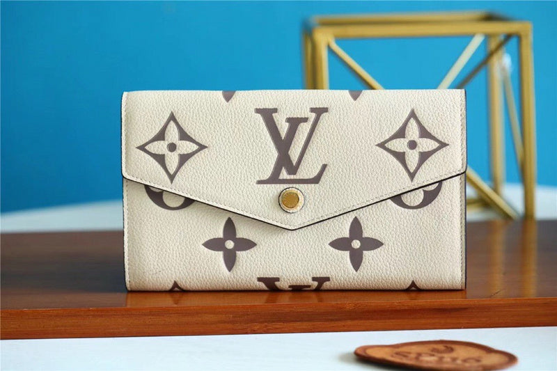 Glami - LOV Women Wallets and Card Hold - 262
