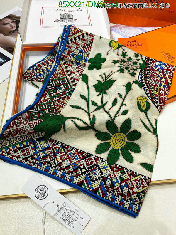 SAMC - HMS Scarves - 029