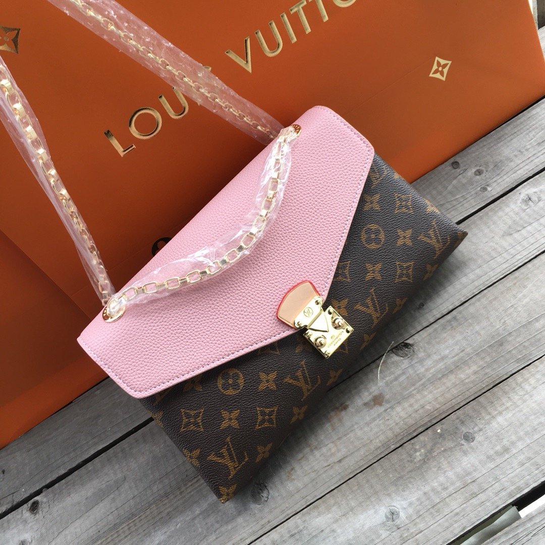 EN - New Arrival Bags LUV 209