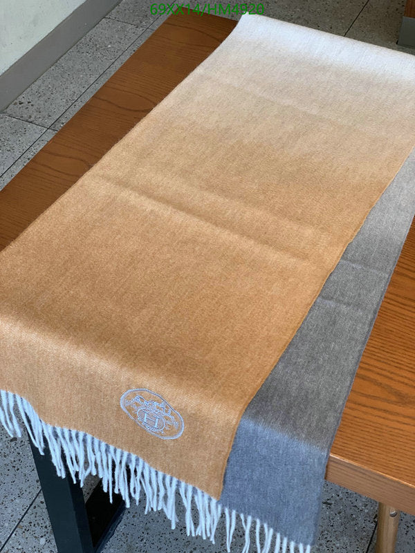 SAMC - HMS Scarves - 821