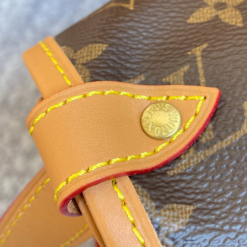 LOV2 Bags - Luxurious Bags  1446
