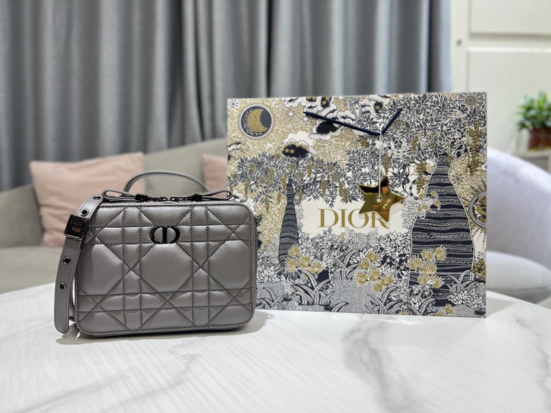 Glami Fashion - DIR Bags - 2025