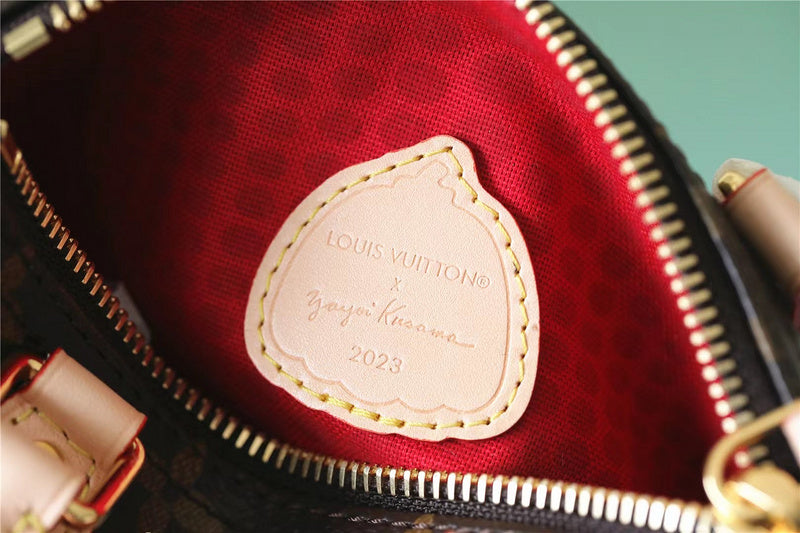 ELE - LUV Bags - 459
