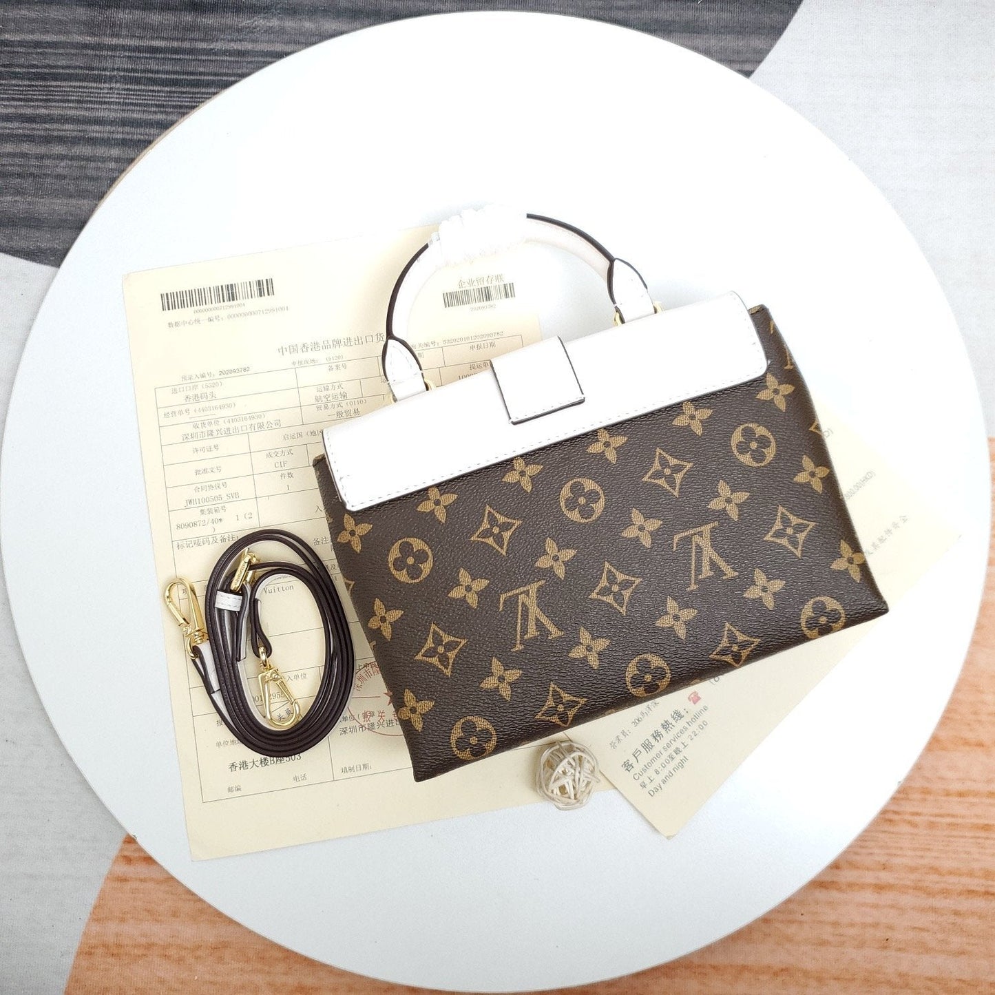 EN - New Arrival Bags LUV 216