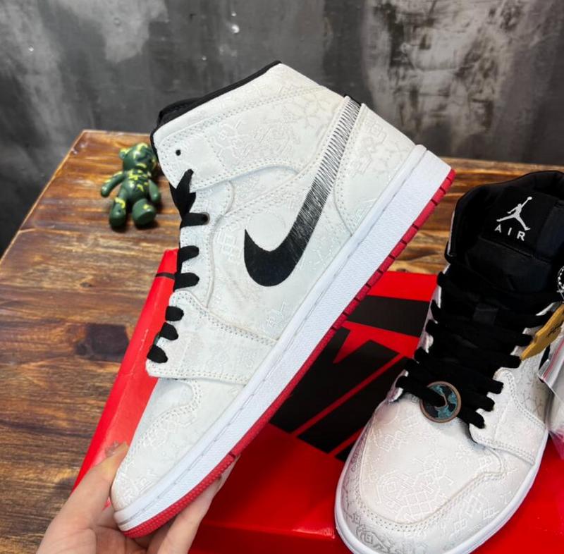 SAMC - NKE Shoes - 915