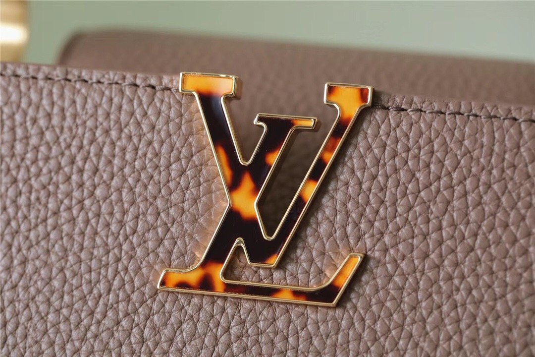 LV Capucines GLAMI Taurillon Light Brown For Women,  Shoulder And Crossbody Bags 26cm/10.6in LV