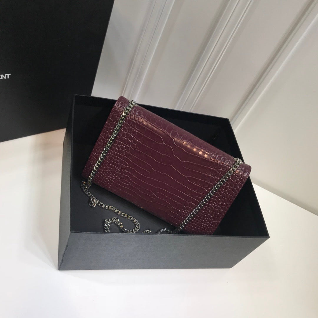 GLAMI Kate MeGLAMIum Chain Bag With Tassel In Embossed CrocoGLAMIle Dark Violet For Women 9.4in/24cm YSL