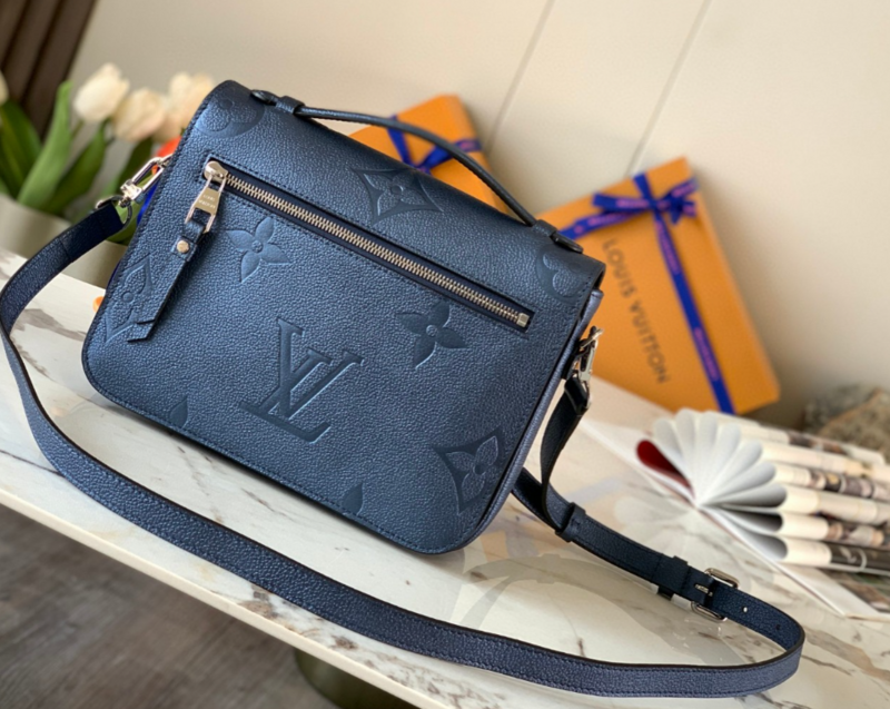 SAMC - LOV Bags - 1359