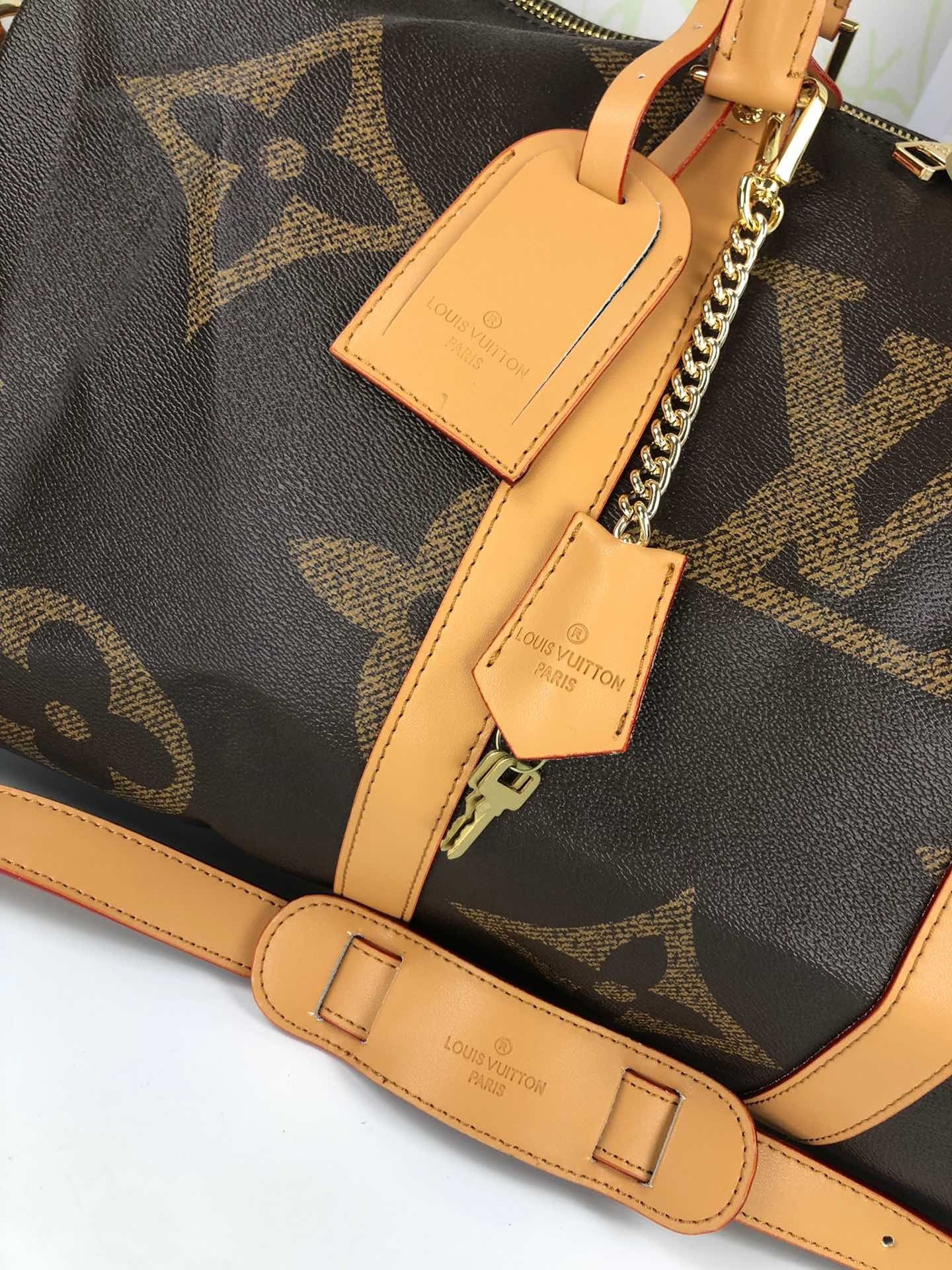 EN - New Arrival Bags LUV 031