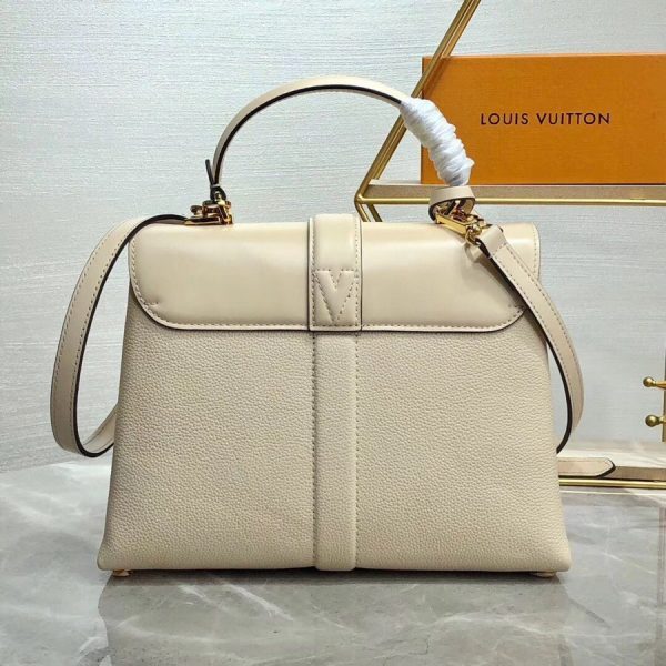 LOV2 Bags - Luxurious Bags  1149