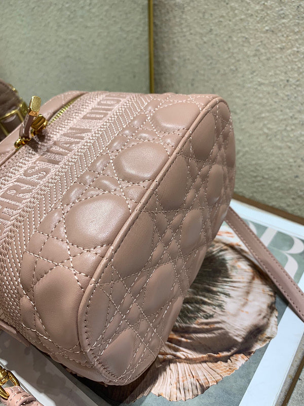 Glami Fashion - DIR Bags - 1937