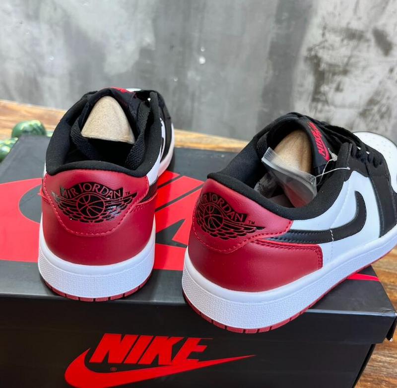 SAMC - NKE Shoes - 400