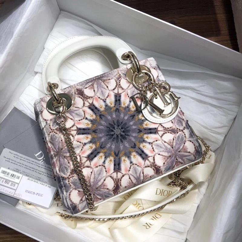 GLAMI MeGLAMIum Lady JarGLAMIn De MiGLAMI Bag Multicolor Beige Black For Women 9.5in/24cm CD